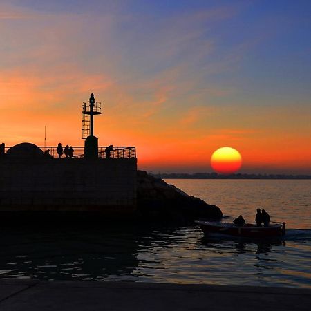 Rimini Lighthouse Easy Comfort Apartment Luaran gambar