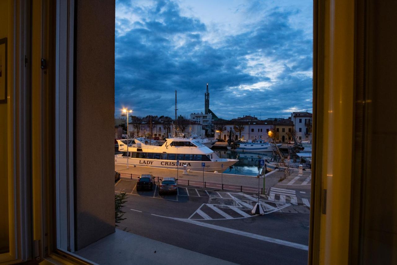 Rimini Lighthouse Easy Comfort Apartment Luaran gambar